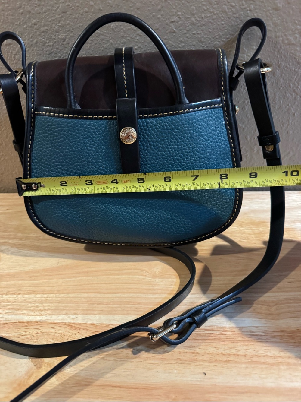 Dooney & Bourke Verona Cristina Tri-Color CrossbodyBag - Picture 3 of 9